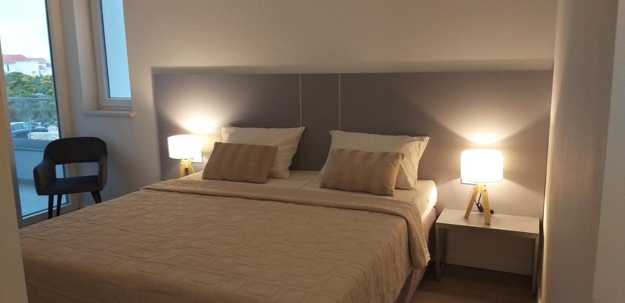 Villa Cala, Hotel Rooms&Apartments نوفاليا المظهر الخارجي الصورة