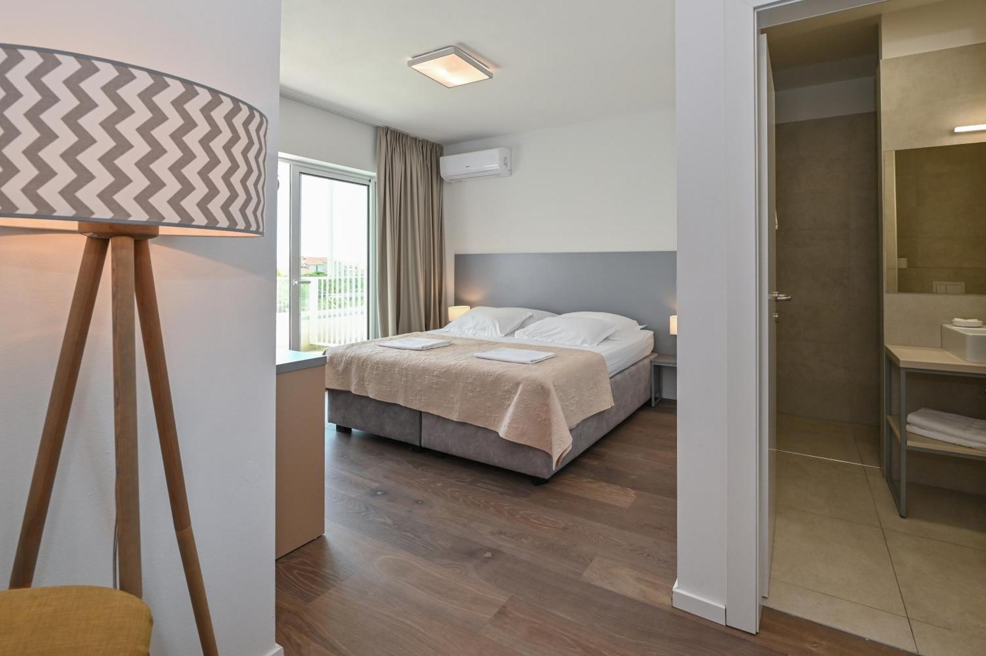 Villa Cala, Hotel Rooms&Apartments نوفاليا المظهر الخارجي الصورة